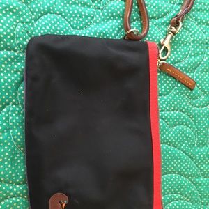 Dooney and Bourke pouchette